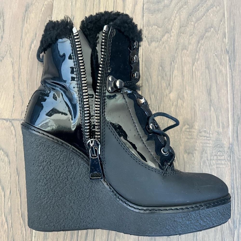 Moncler shearling patent leather wedge boots ankle black patent 36 6 fur snow - Picture 4 of 4
